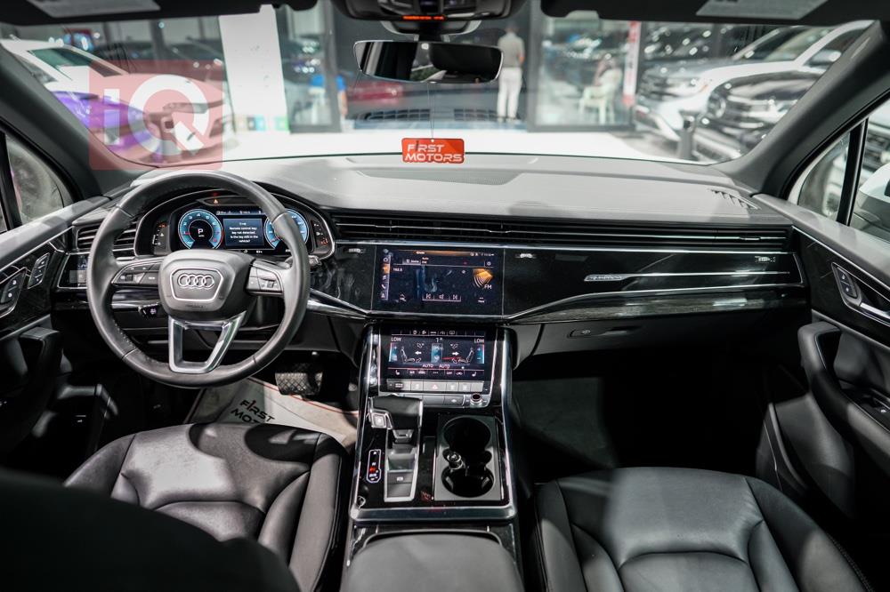 اودي Q7